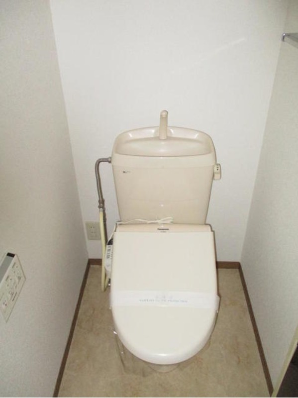 トイレ　図面と現状に相違がある場合には現状を優先