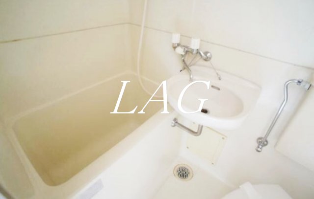 バス・シャワールーム　お風呂です。