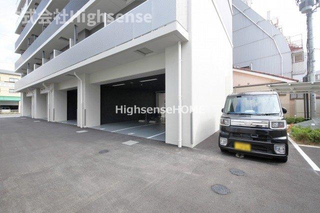 駐車場　駐車場完備です