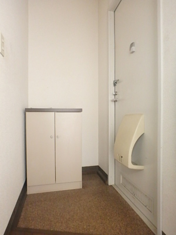 玄関　図面と現状に相違がある場合には現状を優先