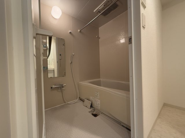 バス・シャワールーム　同一タイプです。