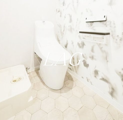 トイレ　トイレです。