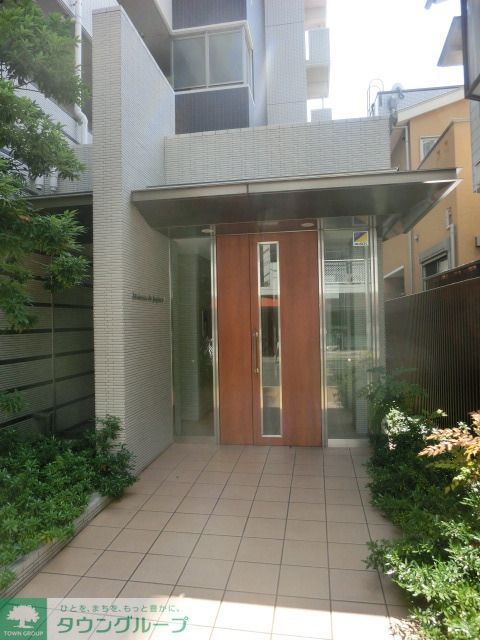 エントランス　お問合せはタウンハウジングまで！※現地待合わせ相談可能