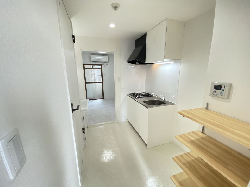 キッチン　キッチンは新品に交換済！２口コンロ付です