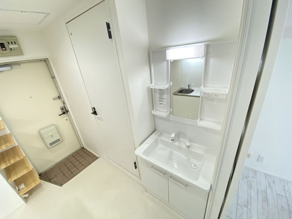 洗面設備　シャンプードレッサーも新設！洗顔はここで