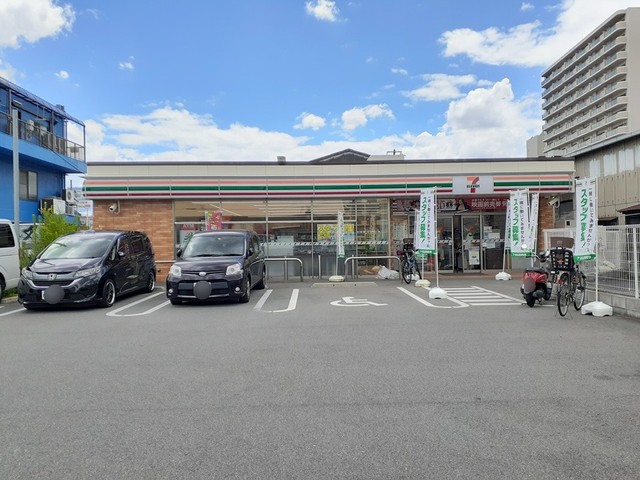 コンビニ　セブンイレブン加美正覚寺店（コンビニ）まで66m