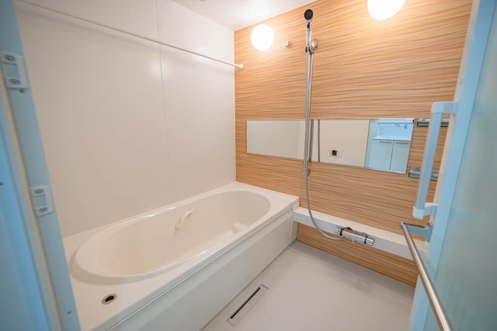 その他部屋・スペース　【浴室】ゆったりと過ごせる浴室です。