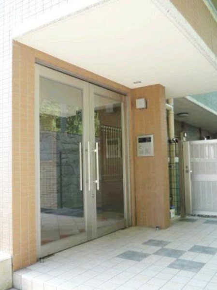 エントランス　「エントランス」