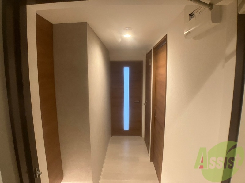 玄関　玄関にはシューズボックスもあって便利そう！