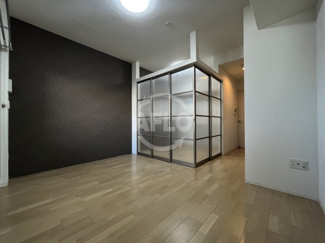 居室・リビング　SERENiTE福島scelto（セレニテ福島シェルト）リビ