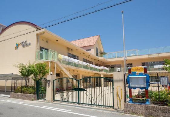 幼稚園・保育園　ともしび保育園（幼稚園・保育園）まで248m