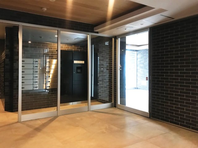 エントランス　フラッツ東比恵