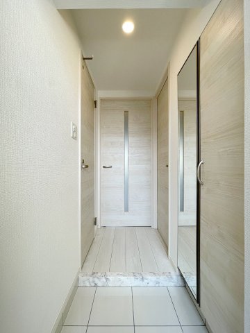玄関　フラッツ東比恵