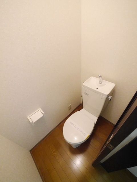 トイレ　★お部屋探しはタウンハウジング高幡不動店まで★