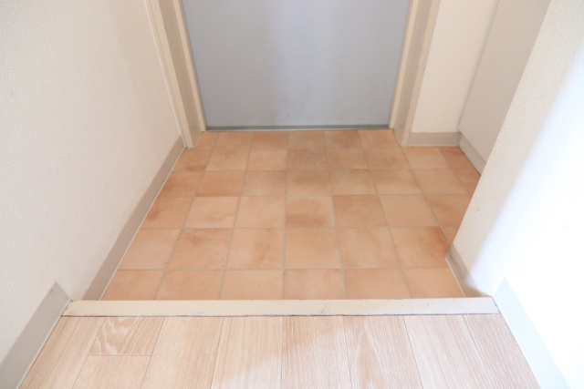 玄関　※別号室の参考写真です※