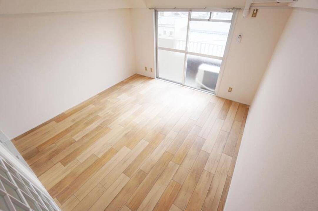 居室・リビング　リビング