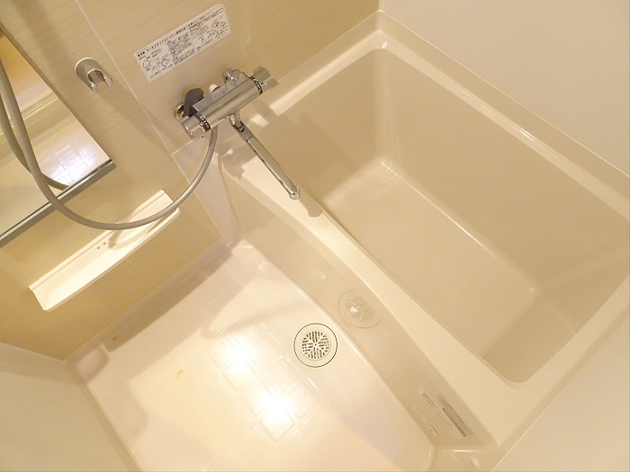 バス・シャワールーム　お風呂です