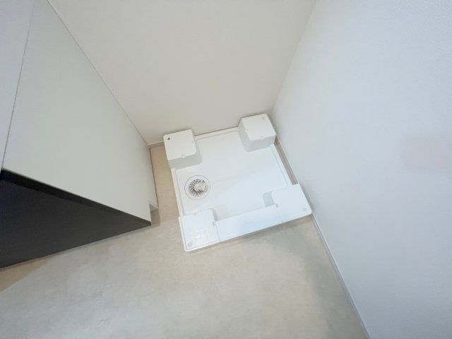 その他設備　室内に洗濯機置場があれば雨の日でも濡れる心配がございませんね