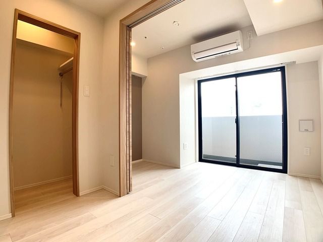 居室・リビング　※別部屋参考写真