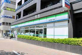 コンビニ　ファミリーマート 中央月島三丁目店（コンビニ）まで214m