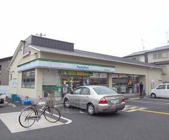 コンビニ　ファミリーマート大宮交通公園前店（コンビニ）まで192m