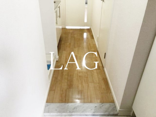 玄関　玄関です。