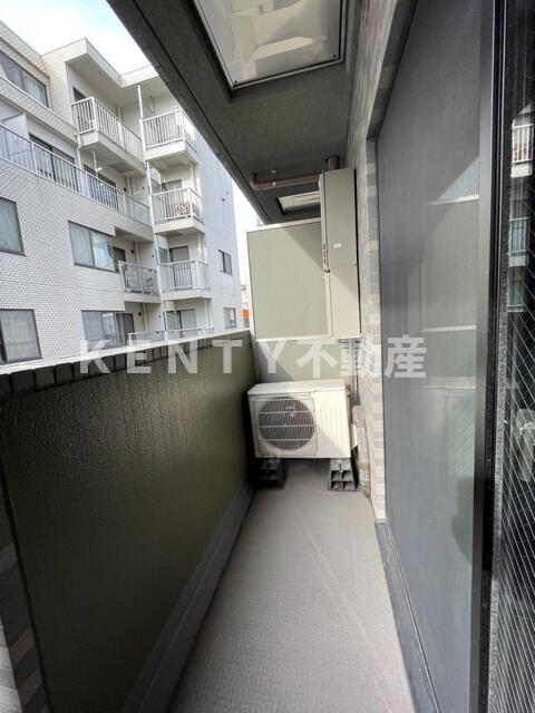 バルコニー　バルコニーがあります