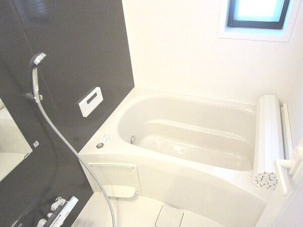 バス・シャワールーム　初期費用分割可★ご希望の場所まで無料送迎サービス付♪