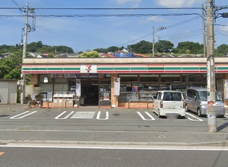 コンビニ　セブンイレブン 横浜上中里町店（コンビニ）まで376m