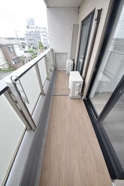 バルコニー　★日当たりのいいバルコニー付きです★