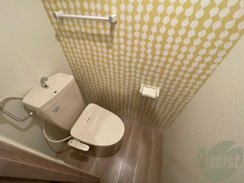 トイレ　トイレです。お洒落なクロスが使われていました！