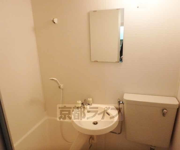 洗面設備　機能的なユニットタイプです