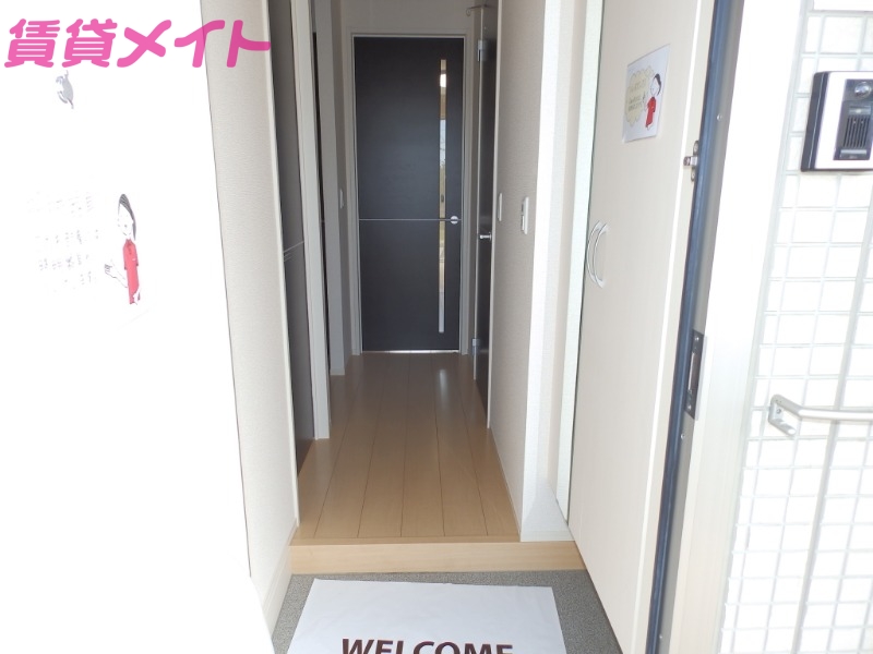 玄関　反転タイプ参考写真