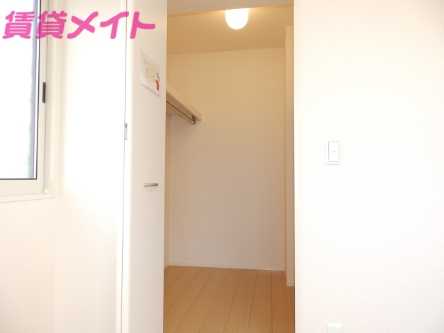 収納　反転タイプ参考写真