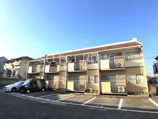 建物外観　落ち着いた雰囲気の外観です