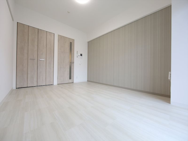 居室・リビング　洋室8.2帖　クローゼット付