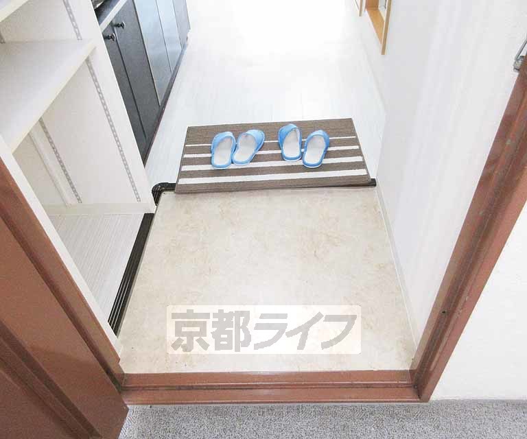 玄関　広々玄関に