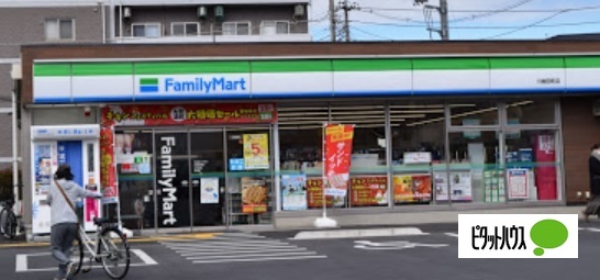 コンビニ　ローソン川越市駅前店（コンビニ）まで772m