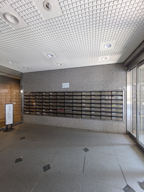 エントランス　集合ポスト