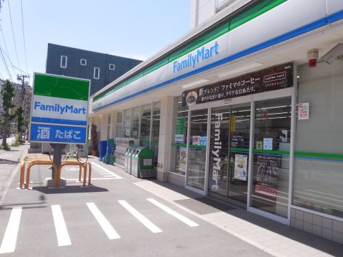 コンビニ　ファミリーマート江東福住一丁目店（コンビニ）まで24m
