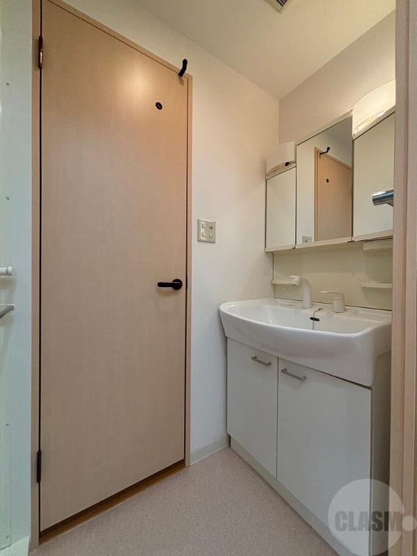 洗面設備　独立洗面台！