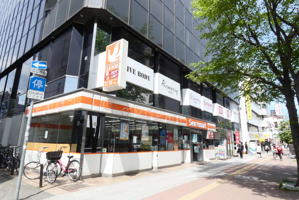 コンビニ　セイコーマート南8条店（コンビニ）まで76m