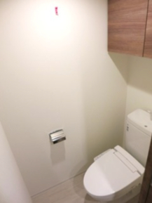 トイレ　落ち着いたトイレです