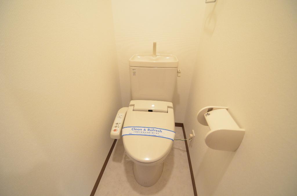 トイレ　シャワー付トイレ