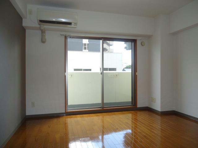 居室・リビング　別室参考写真