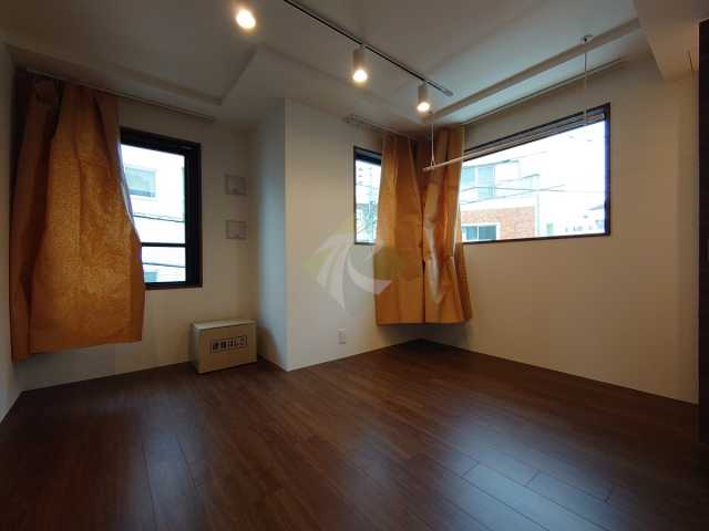 居室・リビング　LEGALAND早稲田鶴巻町