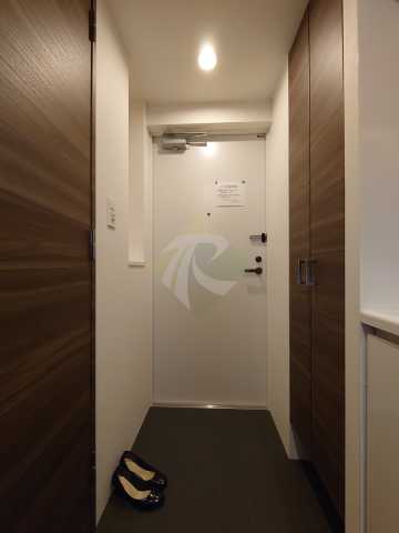 玄関　LEGALAND早稲田鶴巻町