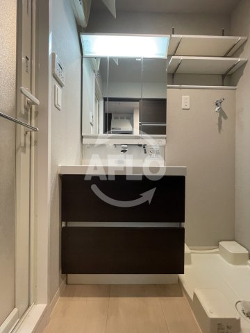 洗面設備　ネットフローラ立売堀　独立洗面台