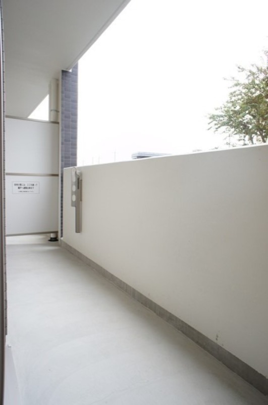 バルコニー　図面と現状に相違がある場合には現状を優先