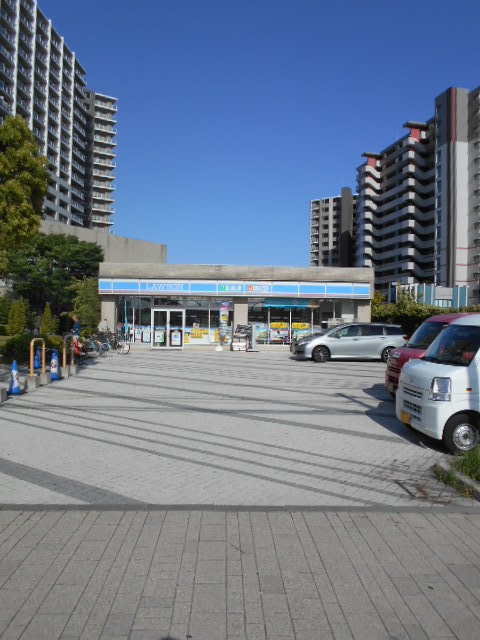 コンビニ　ローソン クレストシティ浦安店（コンビニ）まで497m